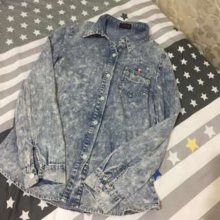 Acid wash denim long sleeve (flannel)