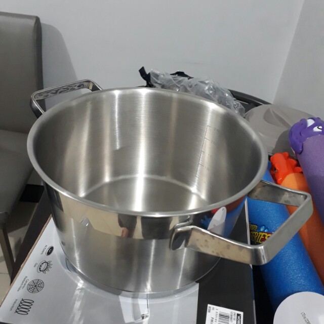 Cookware 20cm Bekker Casserole, TV & Home Appliances, Kitchen