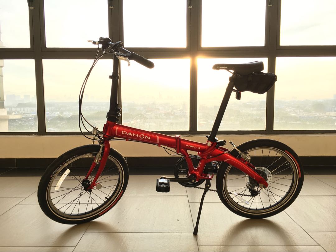 Dahon vybe d7 2018 top