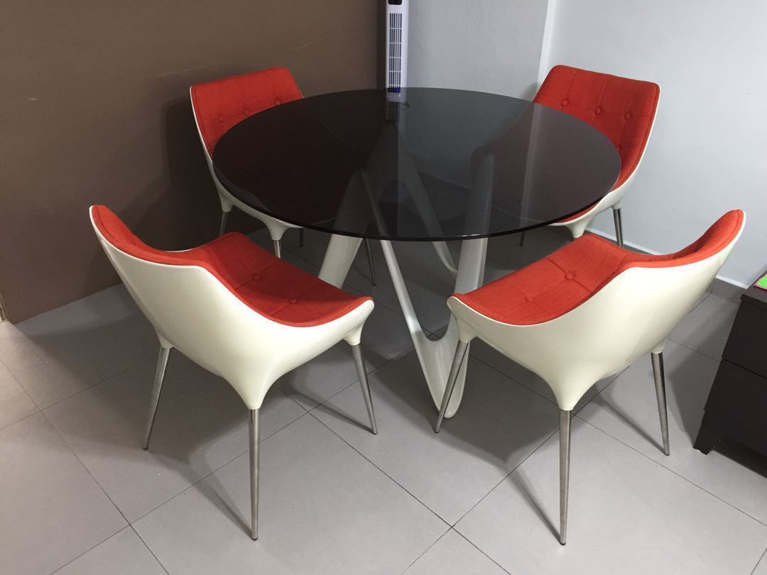 Dining Round Glass Table with 4 chairs, Furniture & Home Living