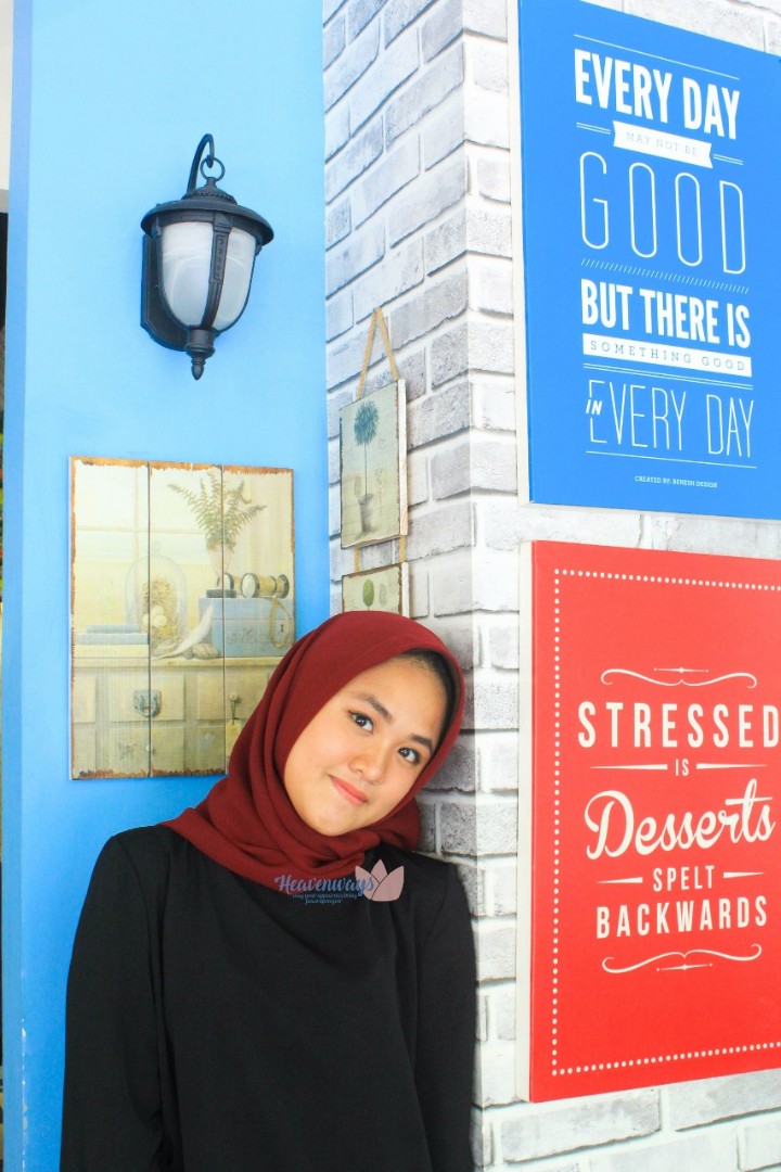 Hijab Polycotton Bellasquare Maroon Olshop Fashion Olshop Muslim