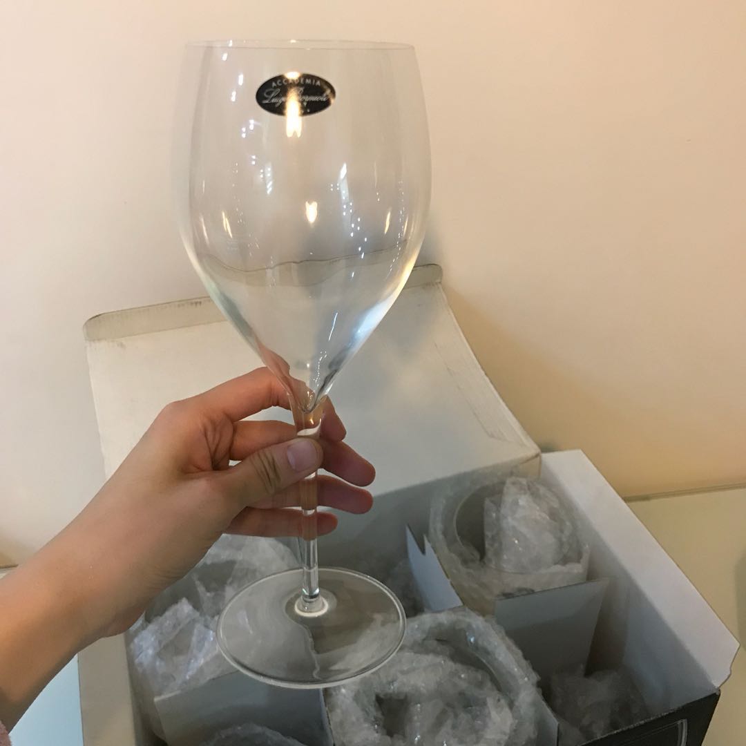 Luigi Bormioli Magnifico XL Wine Glass (set of 6), 傢俬＆家居, 廚具和餐具, 其他廚具和
