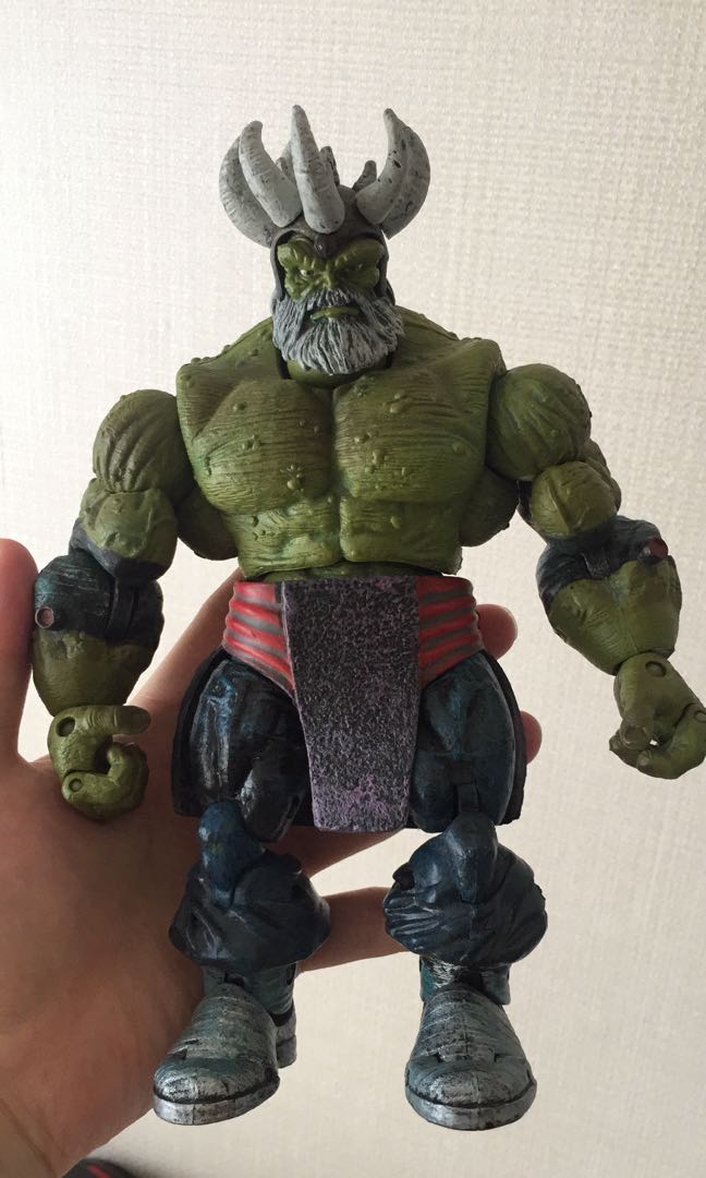 maestro hulk action figure