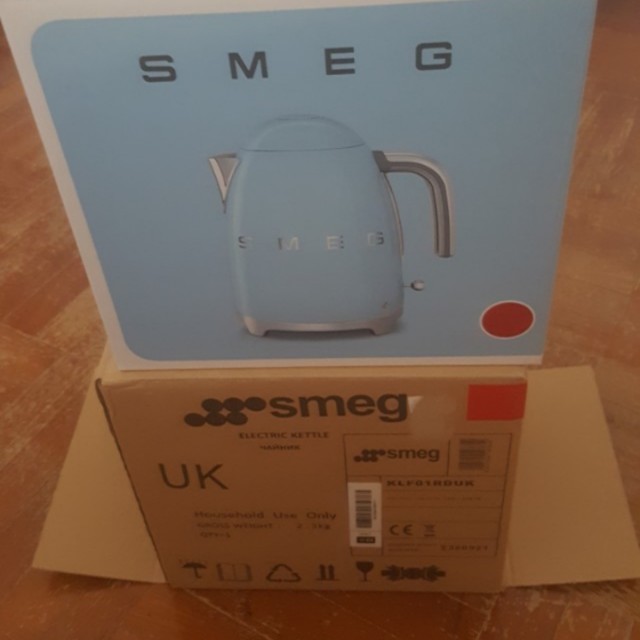SMEG Electric Kettle 1.7Litres Red, TV & Home Appliances, Kitchen