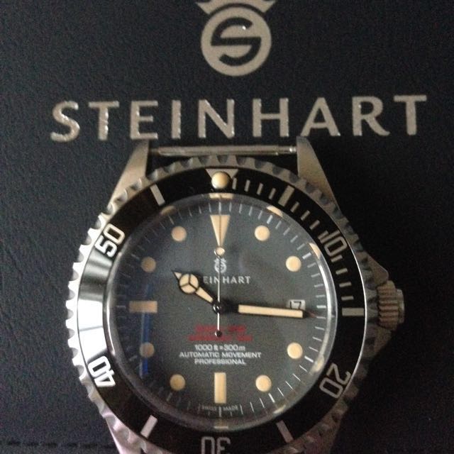 Steinhart ocean one vintage red hotsell review