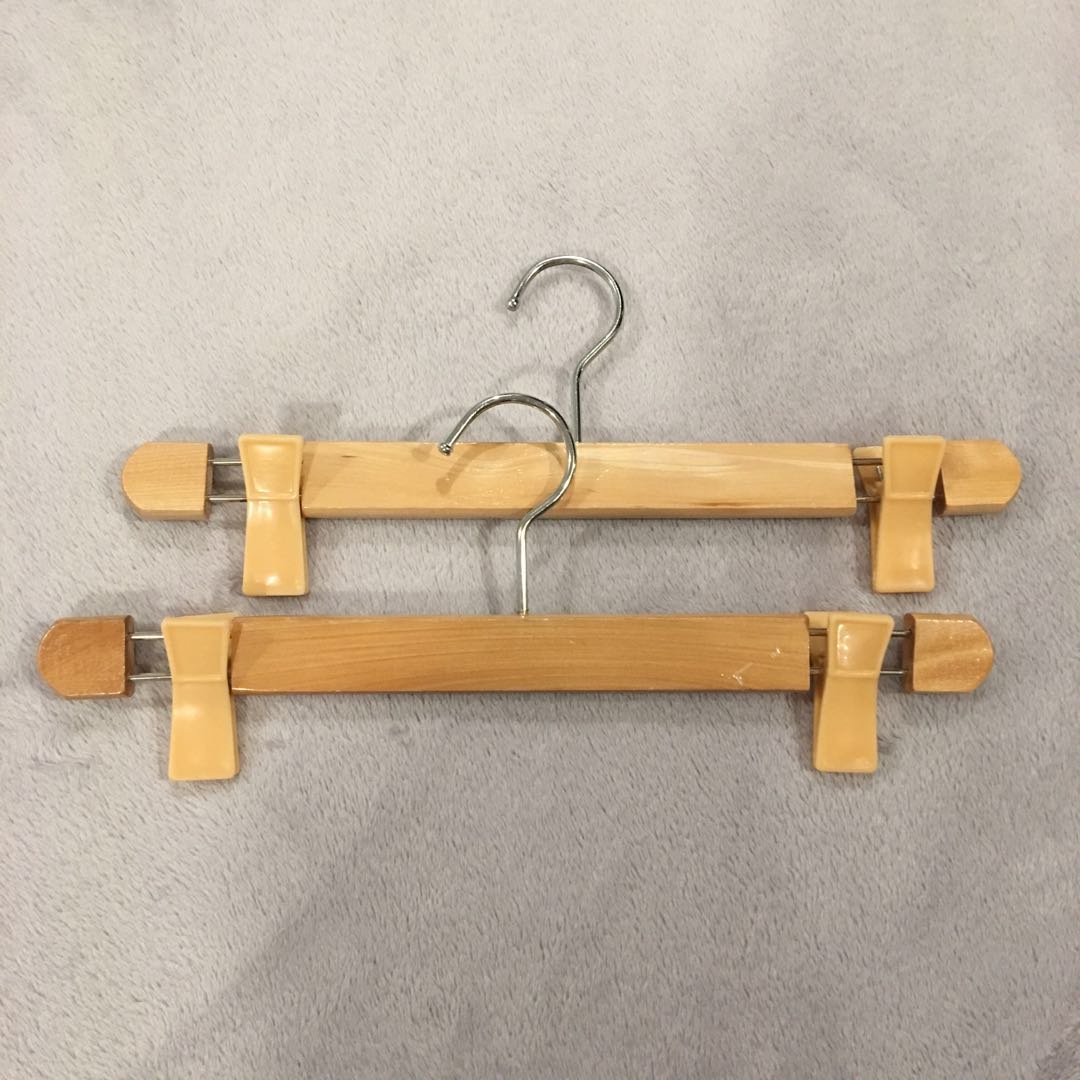 Wooden Clip Hangers Set Of 5 Home Furniture On Carou Photo