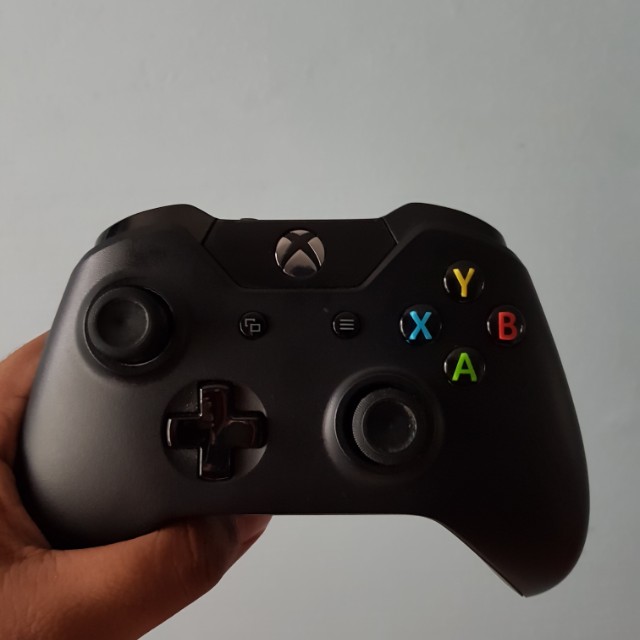 XBOX ONE CONTROLLER, Video Gaming, Gaming Accessories, Controllers on