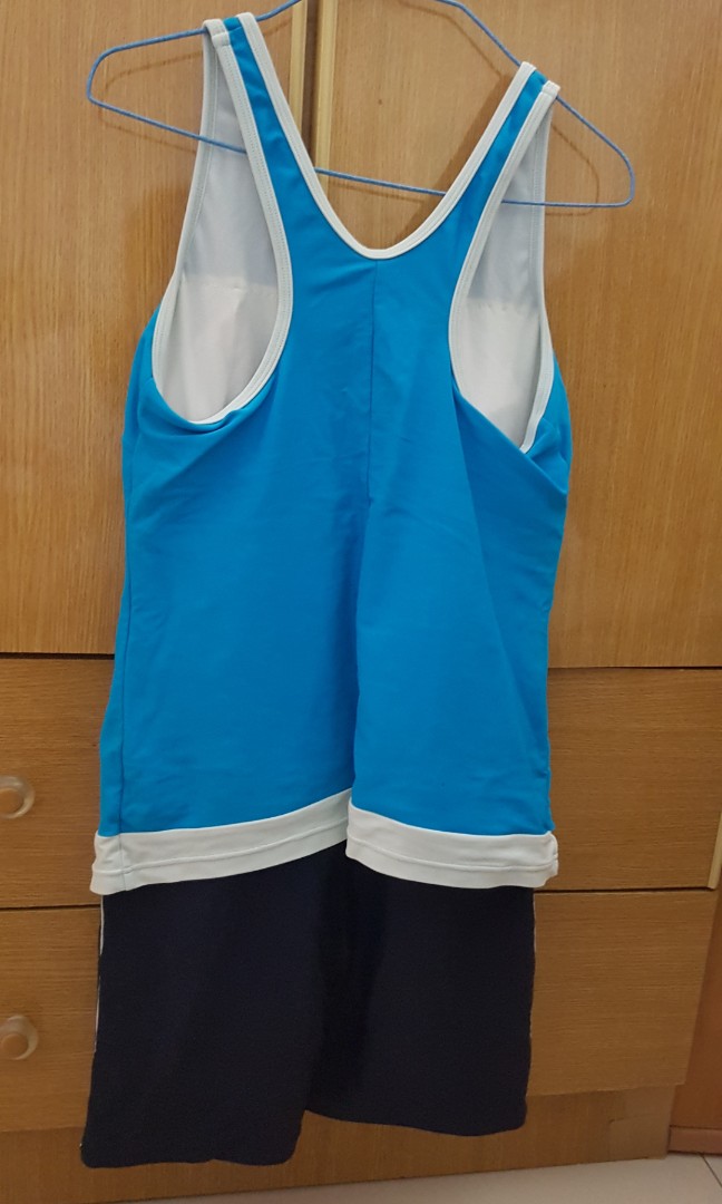 Arena OnePiece Women's Swimsuit with Shorts Bottoms, Men's Fashion