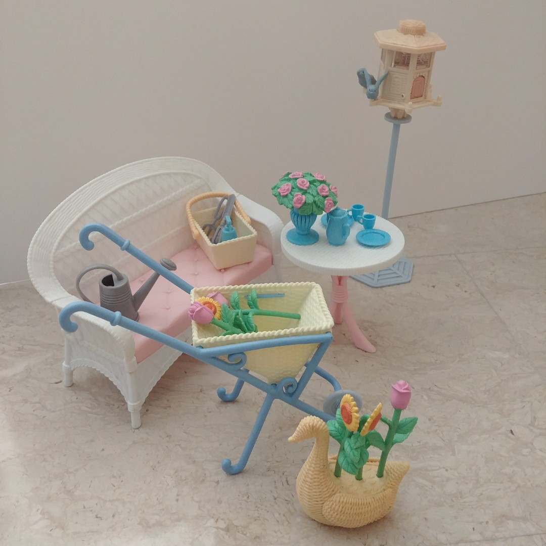 Barbie garden deals playset