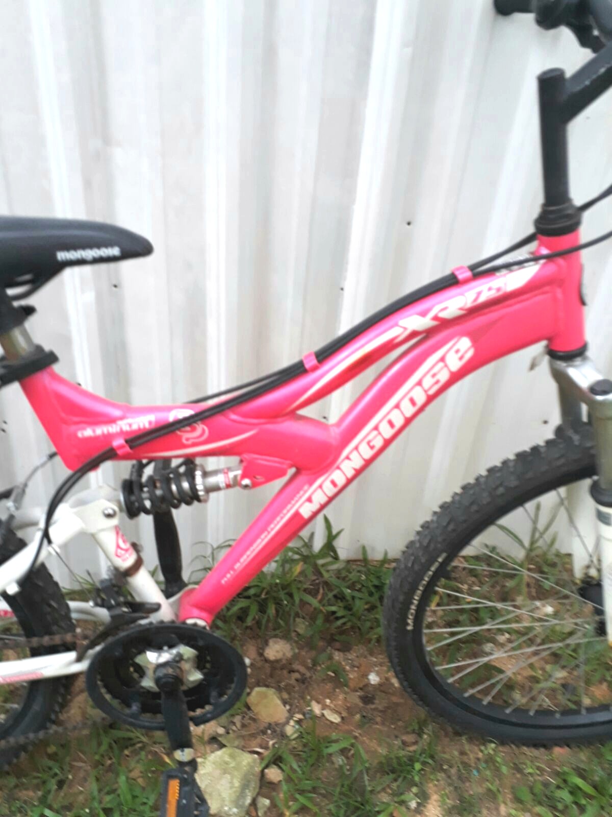 mongoose xr 75 24 inch