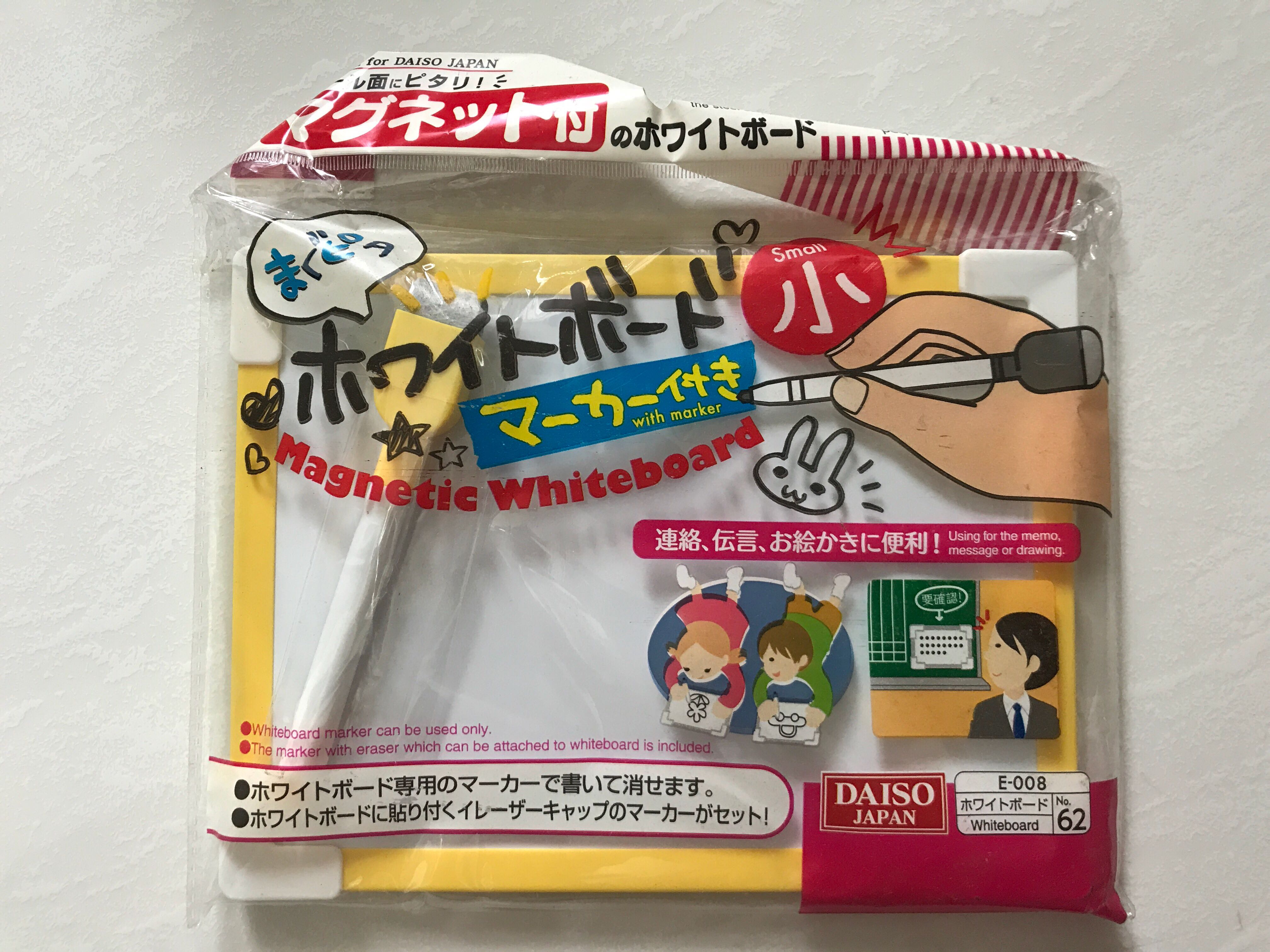 Daiso mini whiteboard with marker brand new, Hobbies & Toys, Stationery