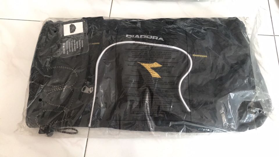 diadora gym bag