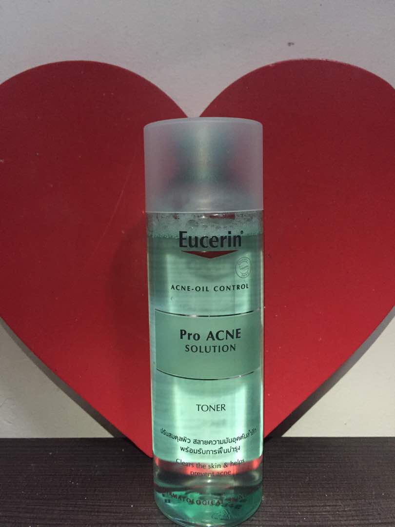 eucerin acne toner