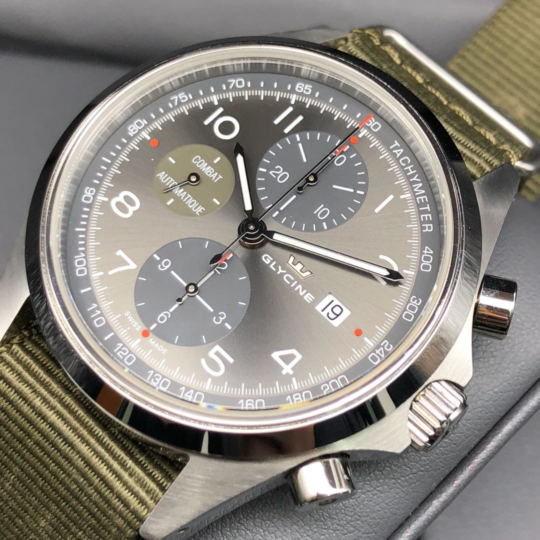 Glycine combat hotsell chronograph automatic
