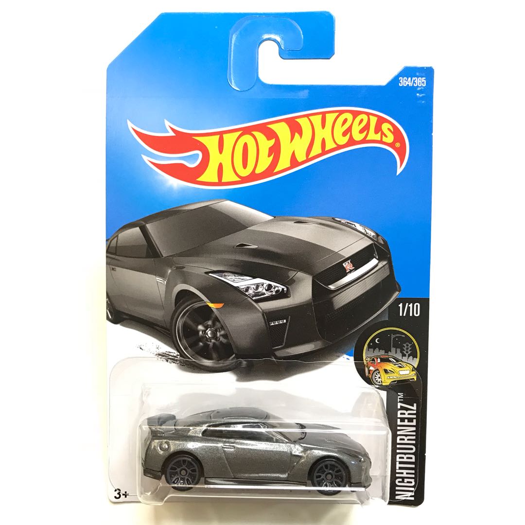 Hot Wheels 17 Nissan Gt R R35 Grey Jdm Wangan Midnight Maximum Tune Sports Car Toys Games Bricks Figurines On Carousell