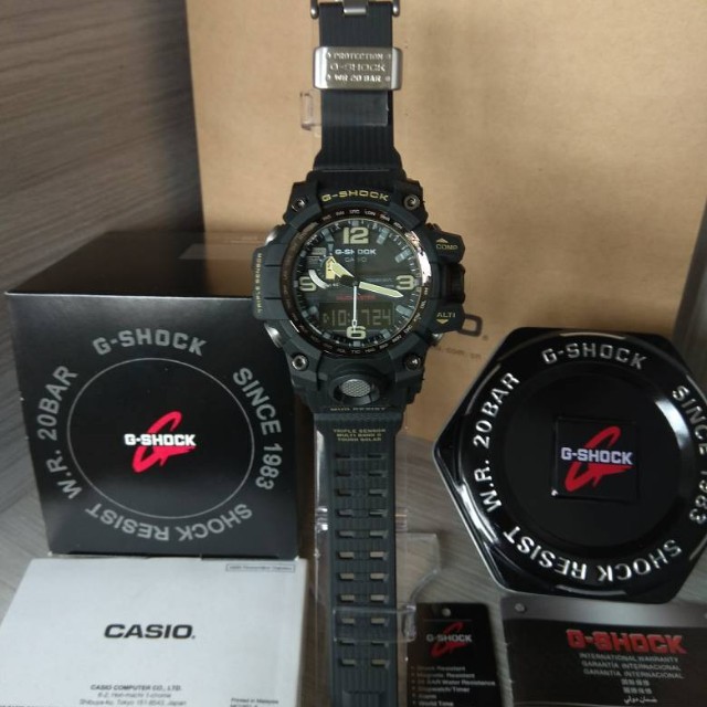 Mud Master (Category: Watches) located in Tampoi. Submitted by kewper (Listing ID 162017112, Image 2). Description: #COMPASS #THERMOMETER #WHITE LED LIGHT #GRED 1:1 #AUTOLIGHT FUNCTION #WORLD TIME #ALARM #TIMER #STOPWATCH 🚵🚵🚵🚵🚵.