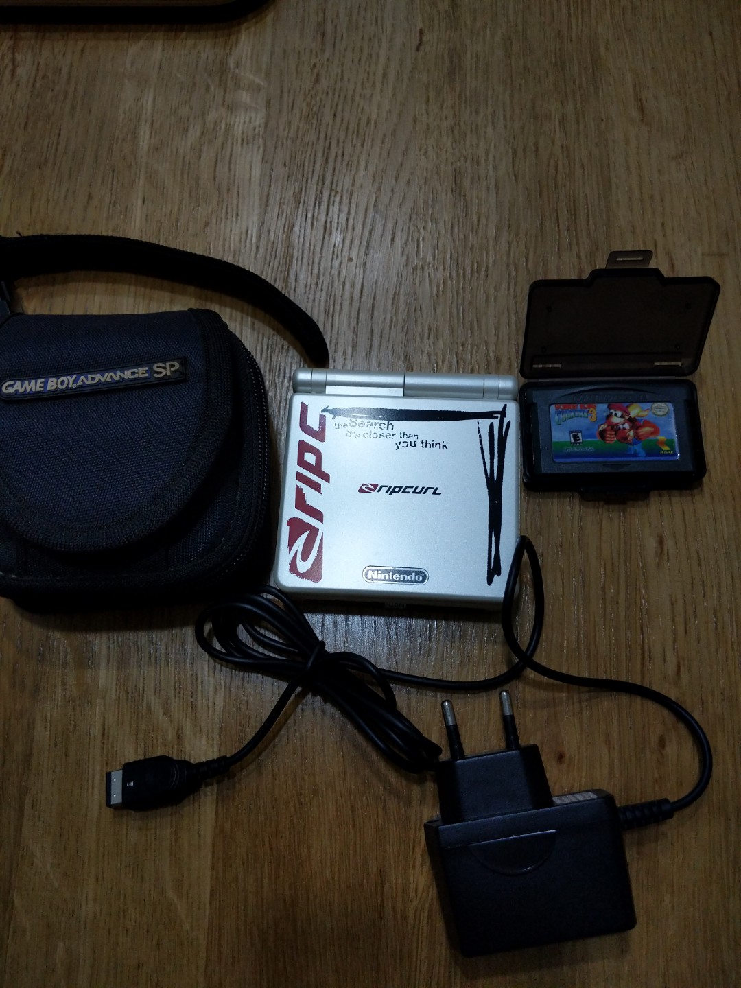 Nintendo game boy advance SP - Rip curl edition, Video Gaming, Video ...