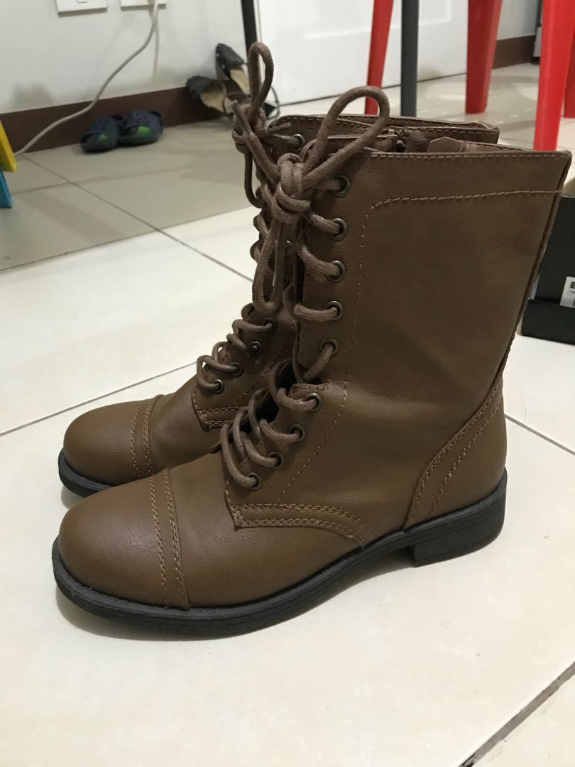 Payless shoes brash shop