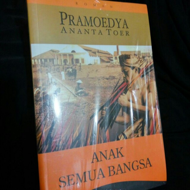 Pramoedya Ananta Toer Anak Semua Bangsa Buku Alat Tulis Buku Di Carousell Pramoedya Ananta Toer Anak Semua Bangsa Buku Alat Tulis Buku Di Carousell