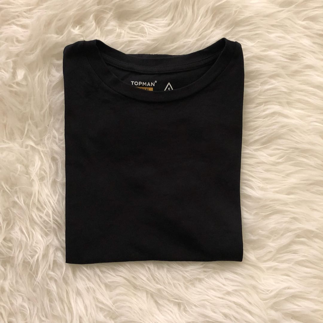 plain black muscle tee