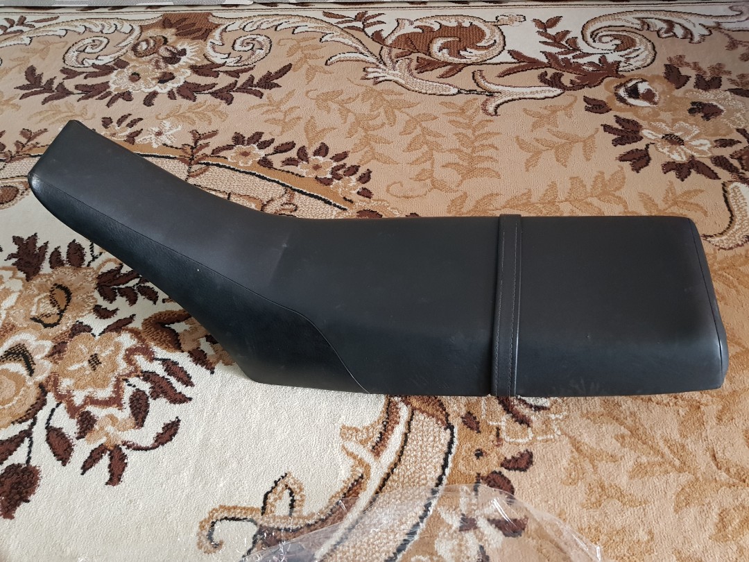 Yamaha tw200 hot sale seat