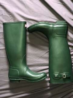 Size 10 Dark Green Hunter Boots
