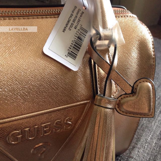 Preloved Authentic Guess tote bag, Luxury, Bags & Wallets on Carousell