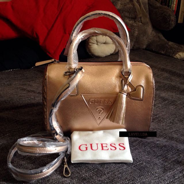 Authentic Guess Bags, Luxury, Bags & Wallets on Carousell