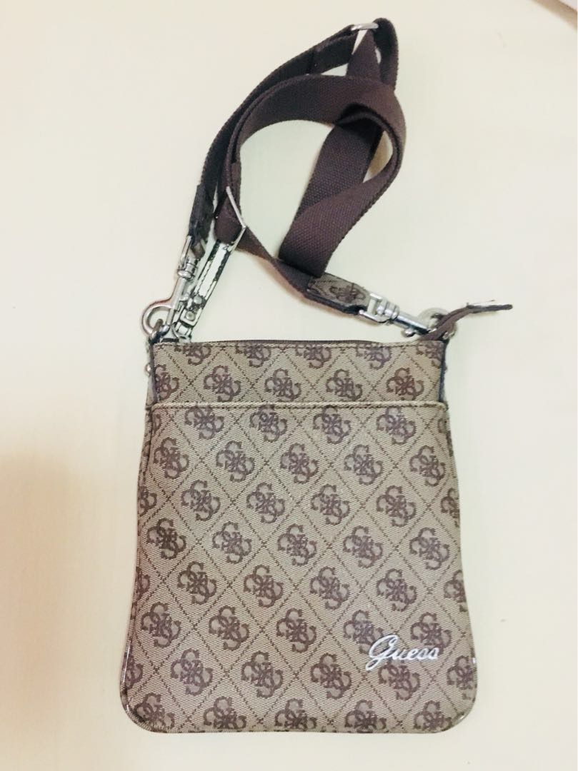 guess small sling bag