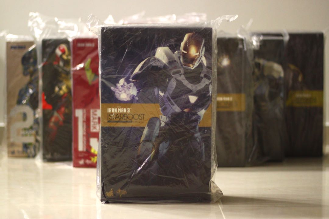 Hot toys iron man mark 39 starboost discount