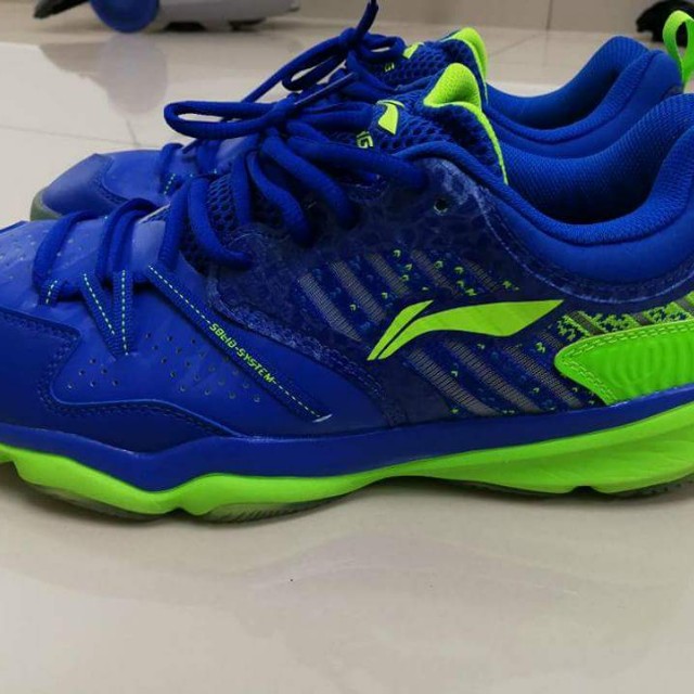 Kasut badminton lining hot sale