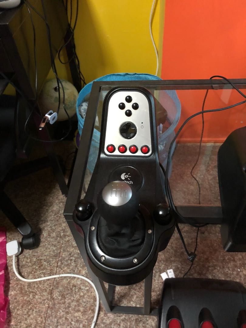Logitech driving simulator set, Video Gaming, Video Game Consoles