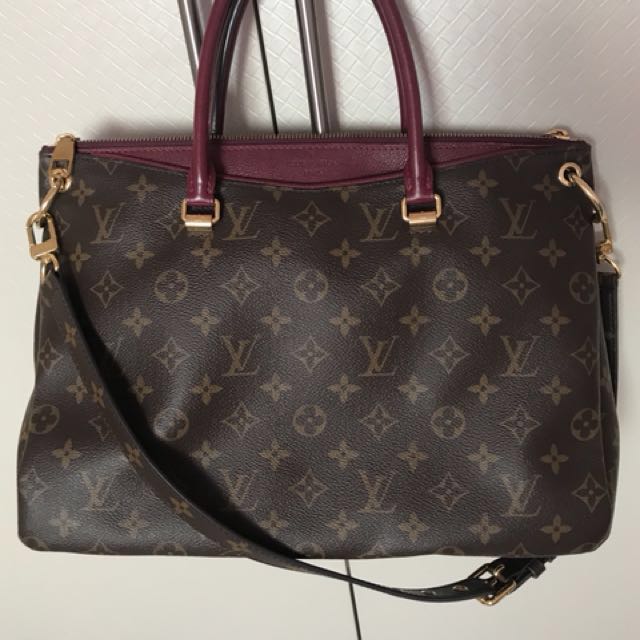 Louis Vuitton Monogram Pallas MM Handbag – HEMLINE French Quarter