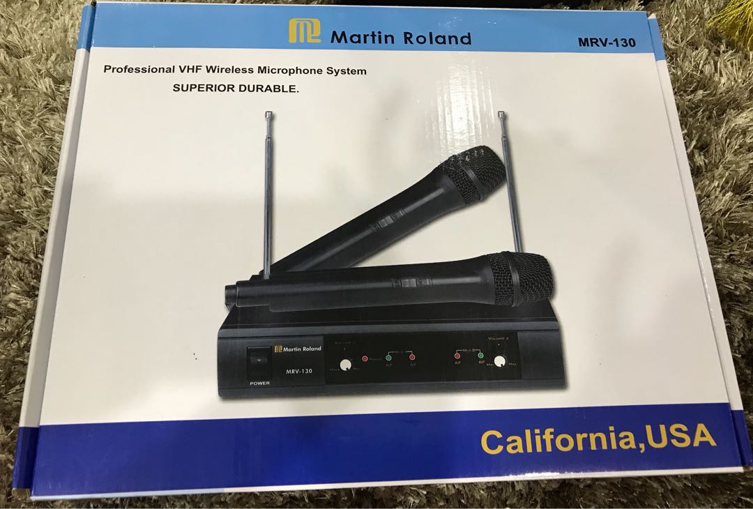Martin Roland Professional VHF wireless Microphone System, Audio, Other ...