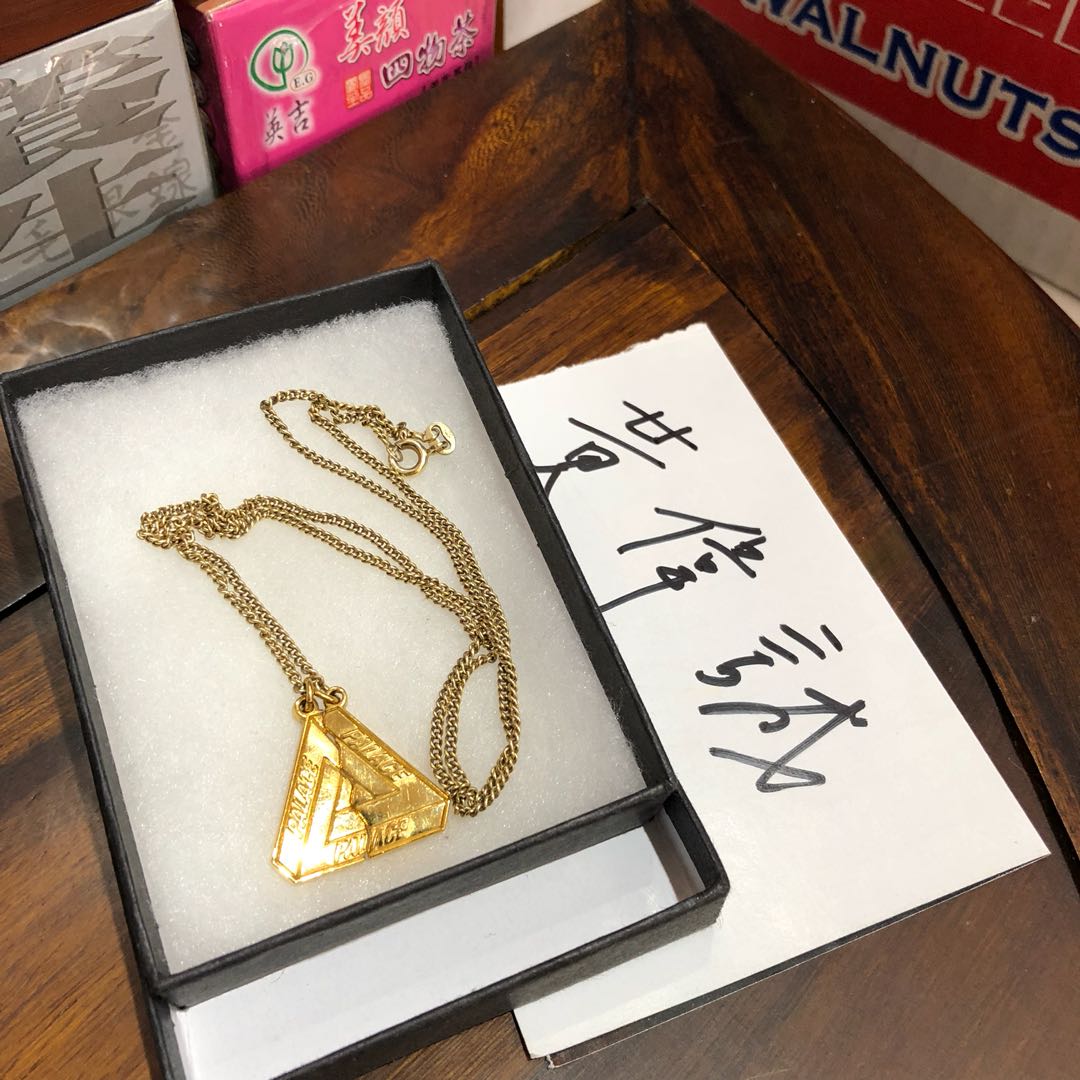 Palace friendship necklace shop