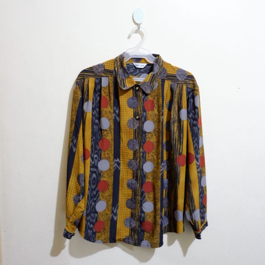 Printed Long Sleeves (Category: Longsleeves) located in San Juan City. Submitted by prelovedimpulse (Listing ID 162278005, Image 1). Description: Printed Long Sleeves Free size, barely used.