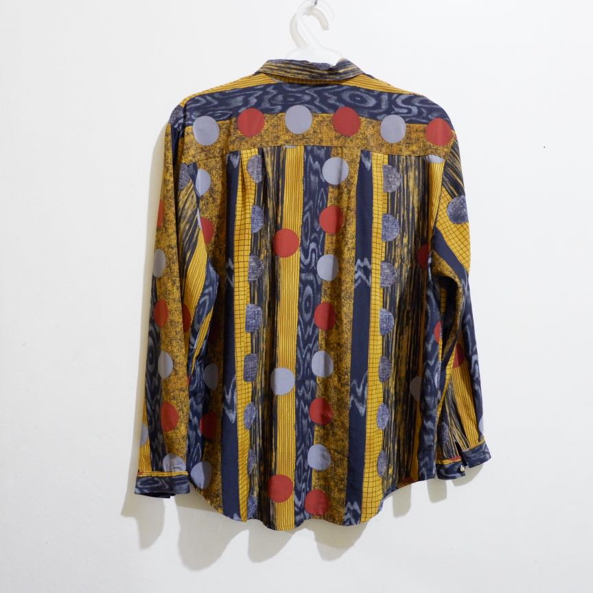 Printed Long Sleeves (Category: Longsleeves) located in San Juan City. Submitted by prelovedimpulse (Listing ID 162278005, Image 3). Description: Printed Long Sleeves Free size, barely used.