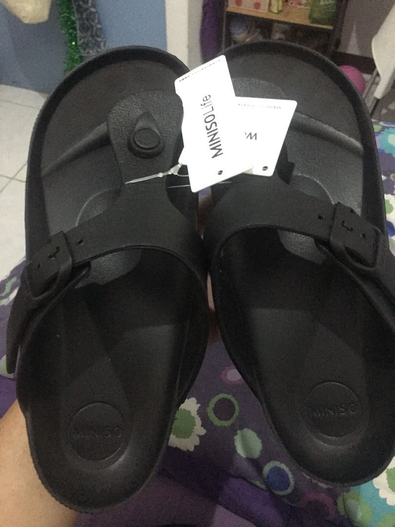 sandal miniso