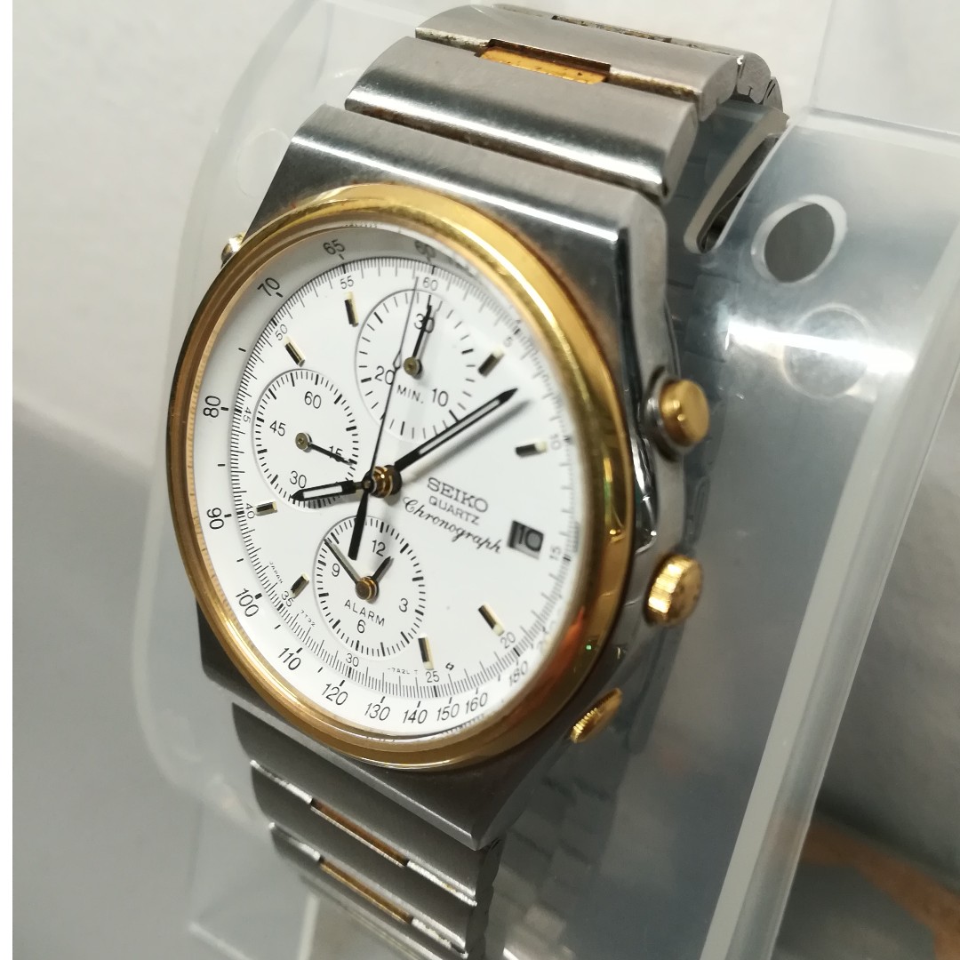 Seiko Quartz Chronograph 7T32-7A2A, Men's Fashion, Watches & Accessories,  Watches on Carousell
