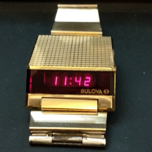 Vintage Computron of Bulova, 興趣及遊戲, 收藏品及紀念品, 古董收藏 - Carousell