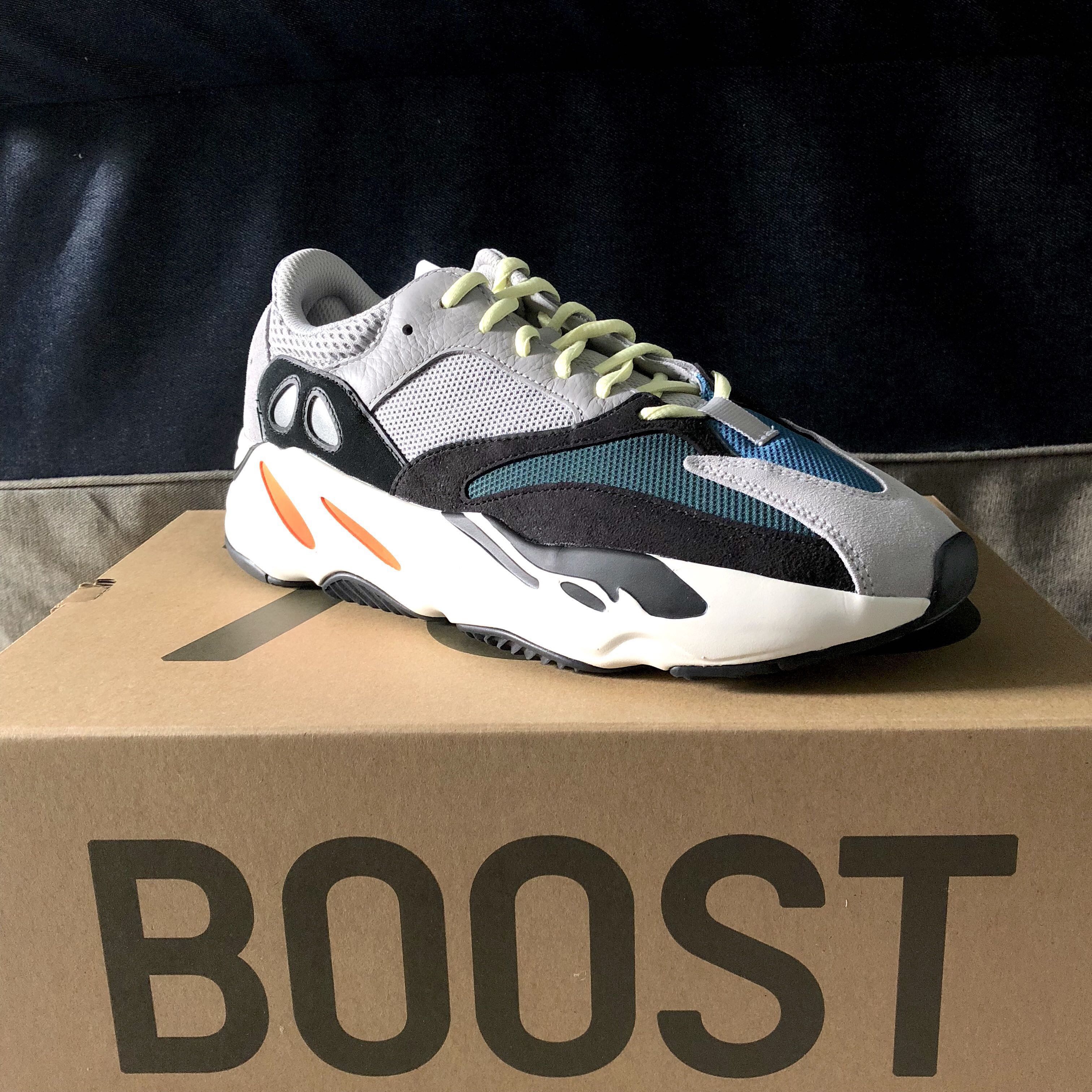 Adidas Yeezy Wave Runner 700 Grey (US 