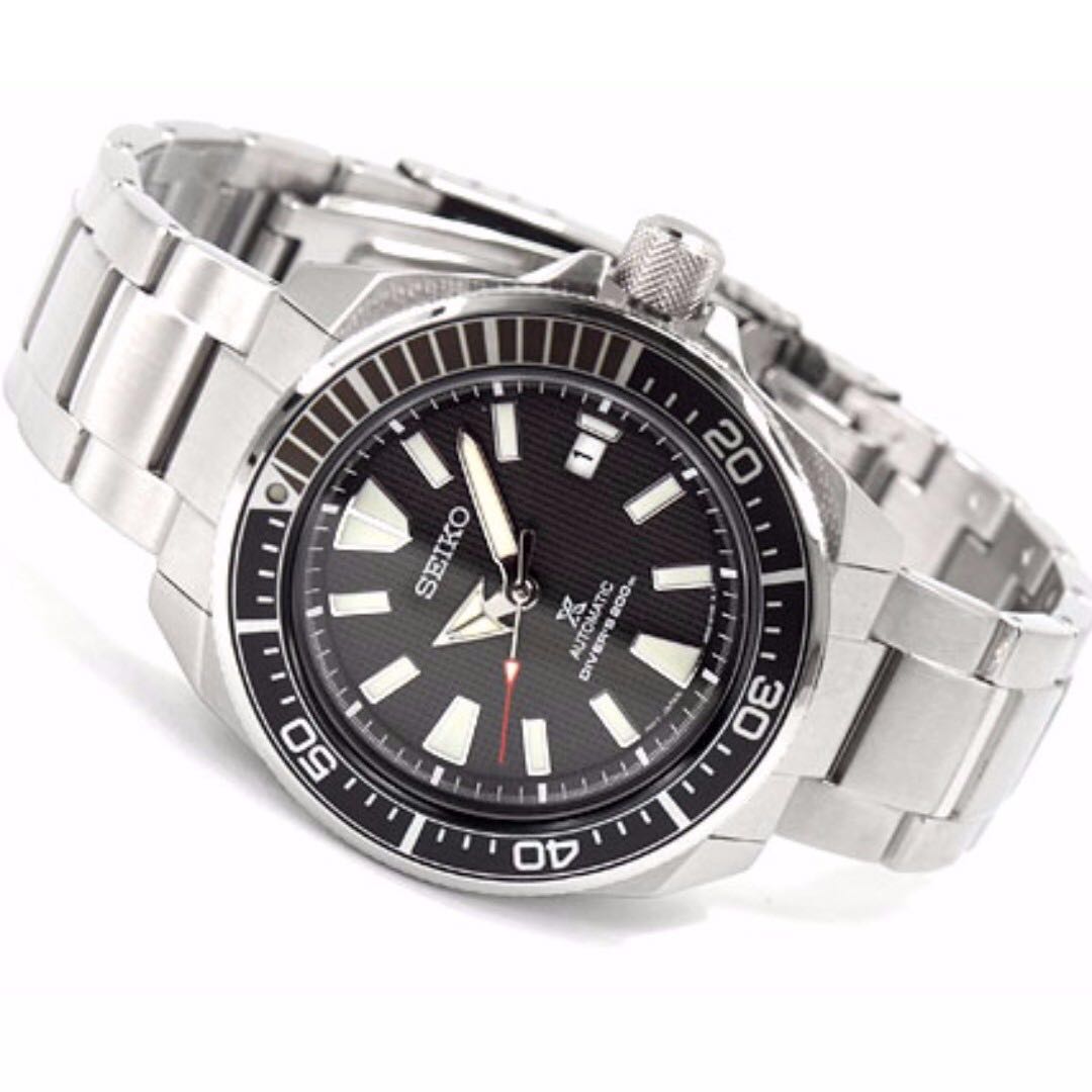 AUTHENTIC SEIKO SAMURAI PROSPEX AUTOMATIC DIVE WATCH WITH BLACK