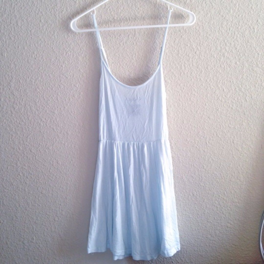 Brandy Melville Nora Dress In Mint Green Women S Fashion Clothes Dresses Skirts On Carousell