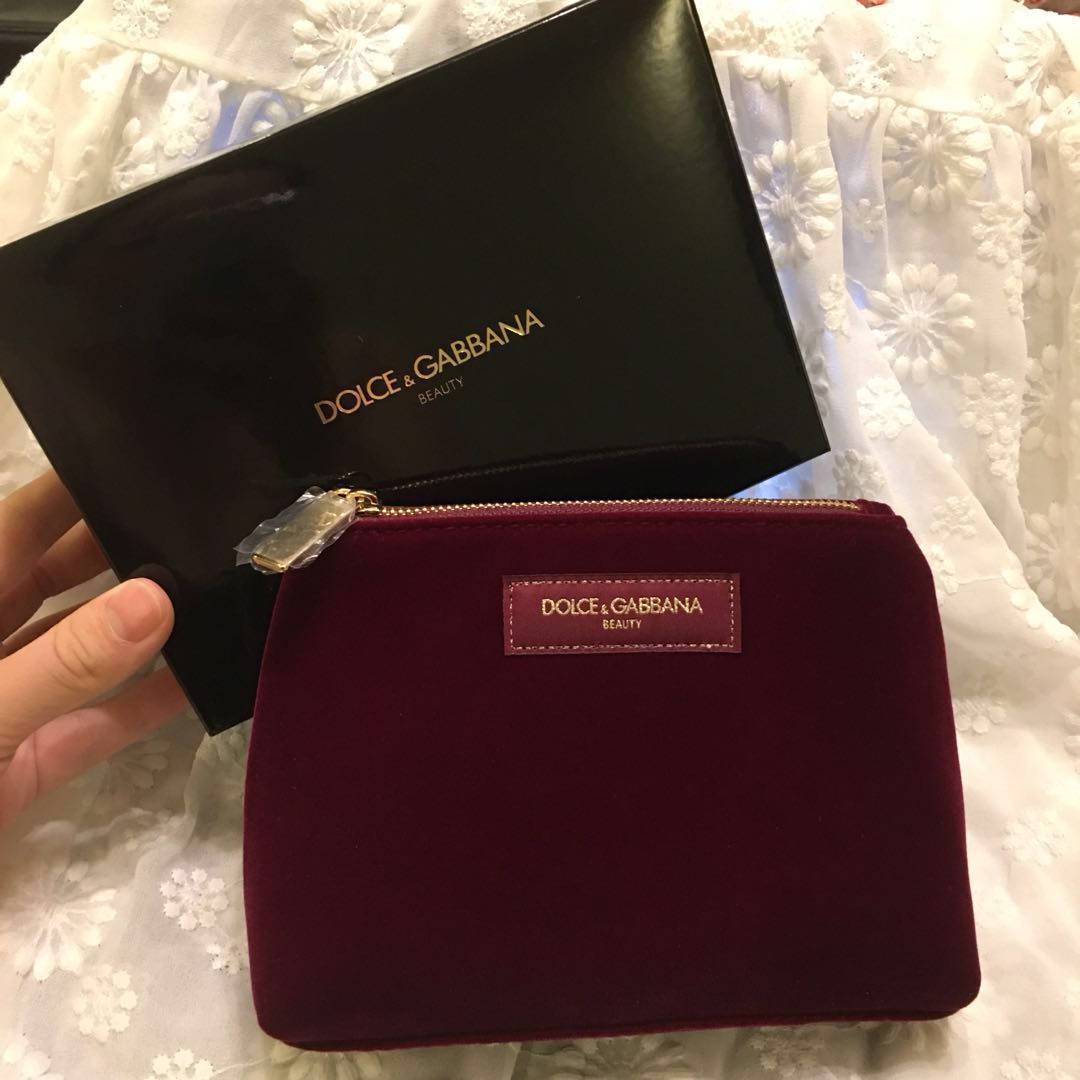 FREE mail] Brand new Dolce & Gabbana travel / makeup pouch / bag D&G,  Women's Fashion, Bags & Wallets, Purses & Pouches on Carousell