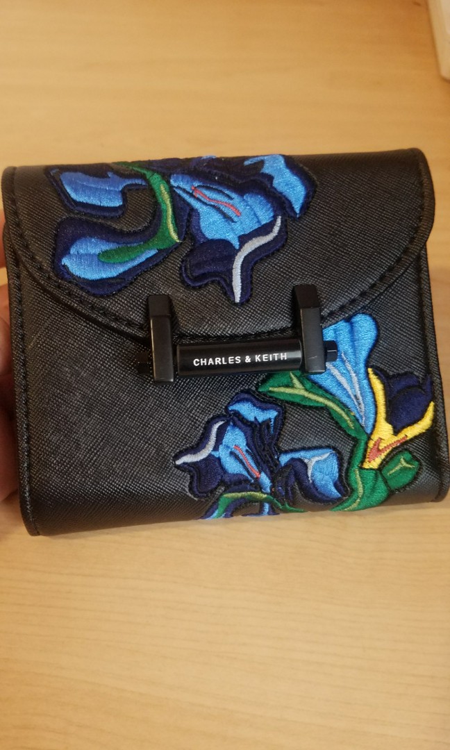 charles and keith x van gogh wallet