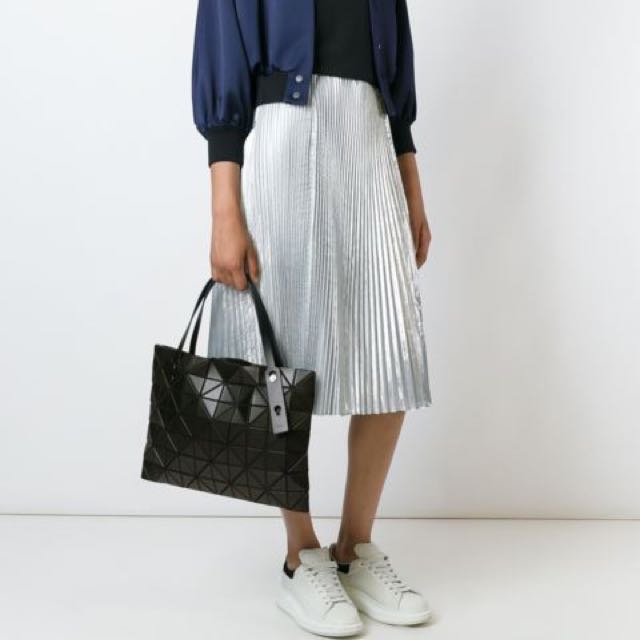 Bao Bao Issey Miyake Rock Matte Tote 2024 favors