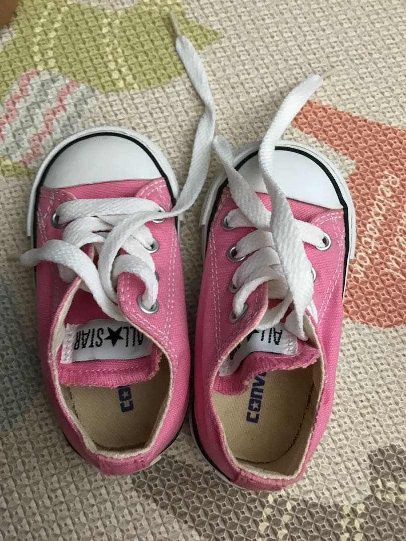 baby pink converse size 5