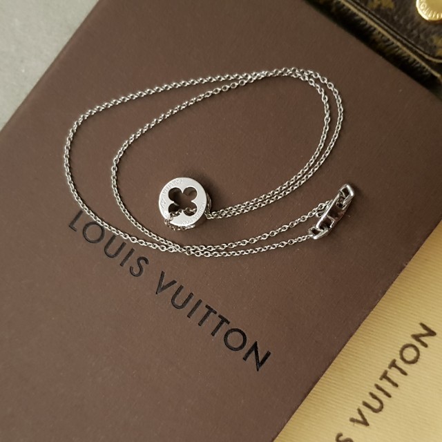 Louis Vuitton Empreinte Pendant Necklace 18K White Gold 15761212