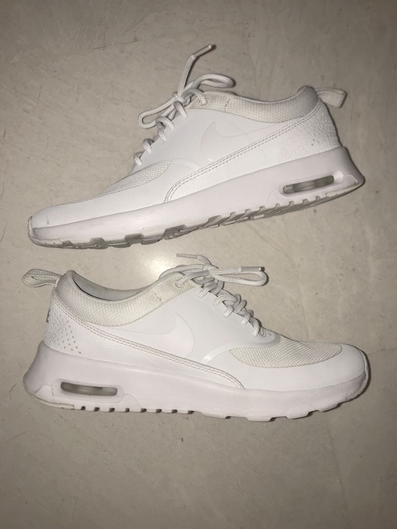 nike air thea white