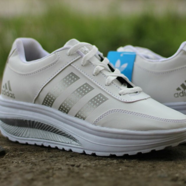 Sepatu Adidas Wanita Sepatu Cewek Sepatu Weadges Cewek Fesyen Wanita Sepatu Di Carousell